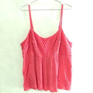 Beautiful coral lace top from Torrid 💜